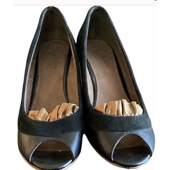 Seychelles Black and Suede Leather Peep-Toe 3.25” Heels 9 - Picture 1 of 9